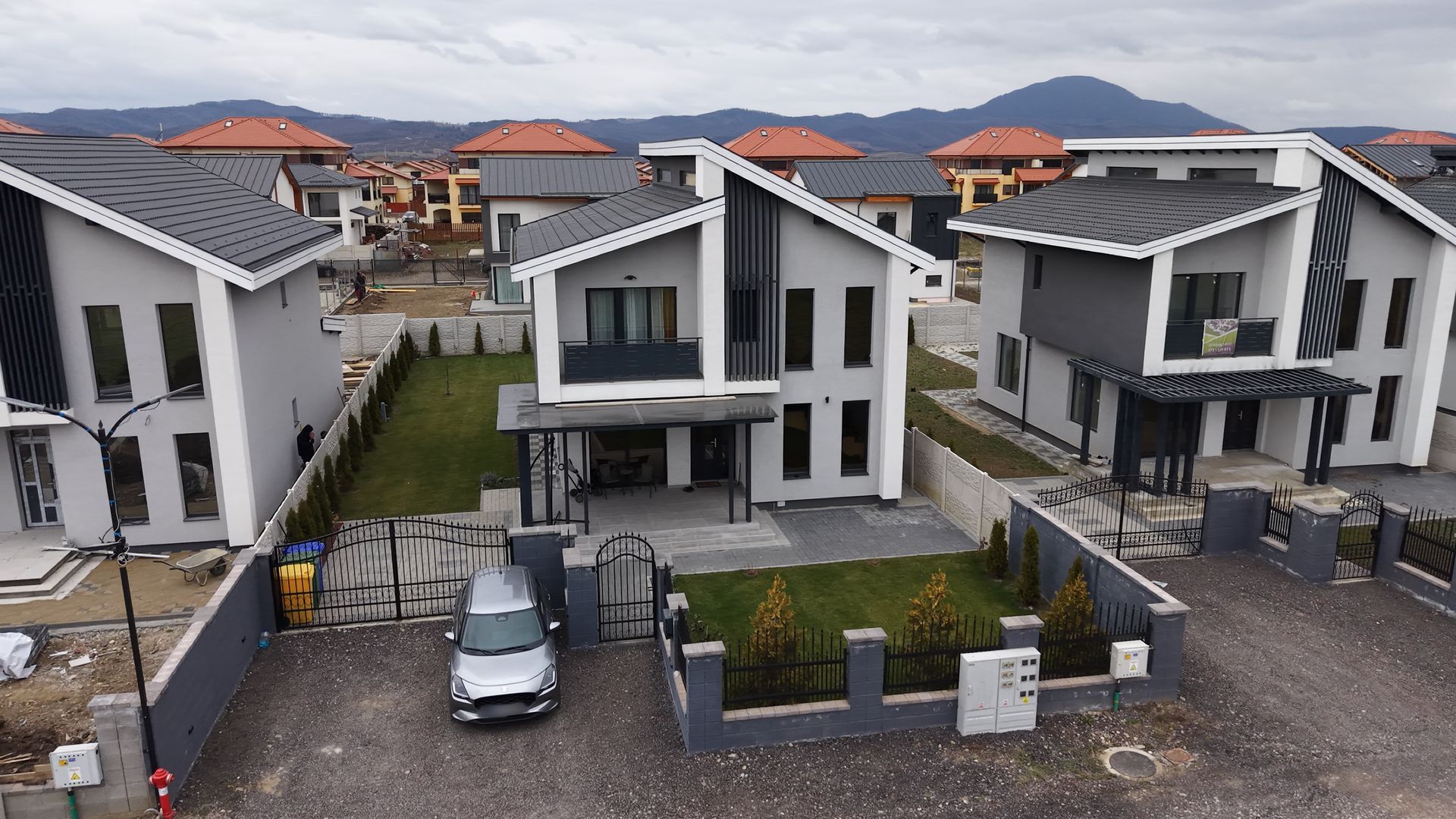 Casa de vanzare - Poză 1