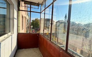 Apartament cu 3 camere  decomandate, etajul1,  zona strazii Slatina ! - Poză 11