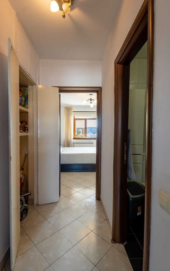 Apartament de 3 camere, la 10 minute de mers pe jos de Piața Unirii. - Poză 7