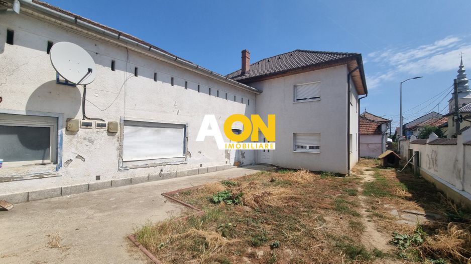Casa si spatiu comercial, 5 camere, 415mp teren, Centru - Poză 1
