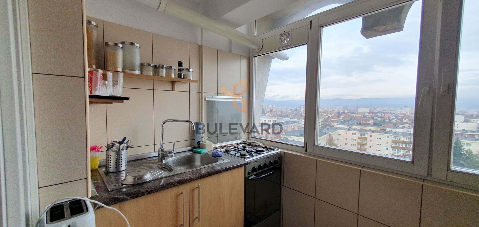 Apartament cu 3 camere, zona Bulevardul Nicolae Titulescu! - Poză 4