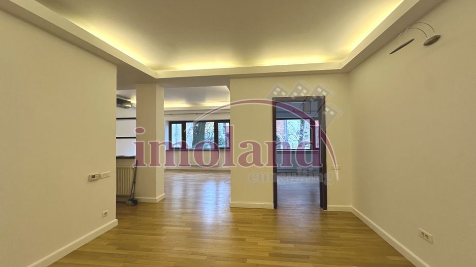 Vanzare Parter Inalt in Vila - Primaverii - Poză 6