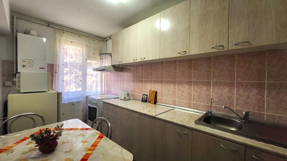 Apartament la 6 minute de gară, piata si Centru Civic, pet friendly - Poză 5