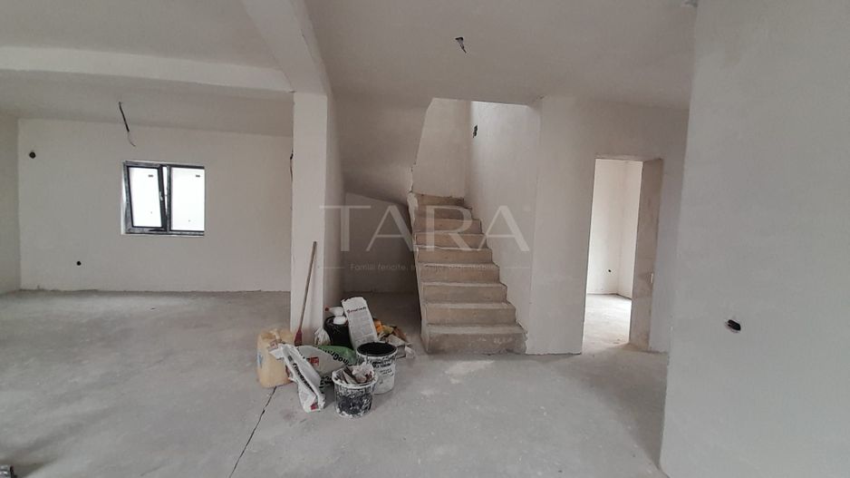 Vanzare casa individuala in Sannicoara - Poză 2