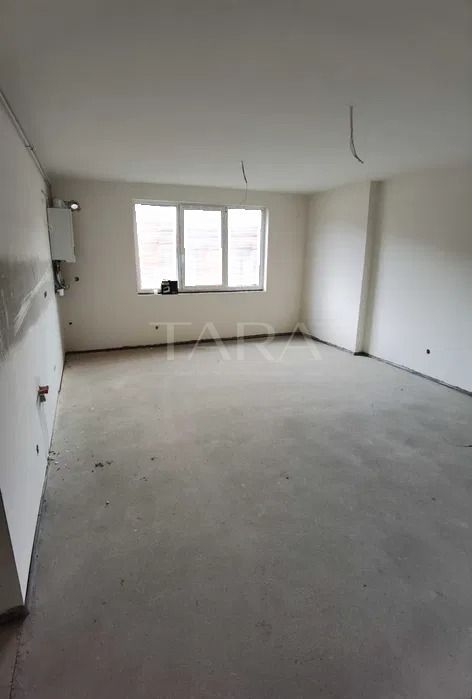 Apartament cu 3 camere de vânzare în Floresti, lângă Parcul Mare. - Poză 1