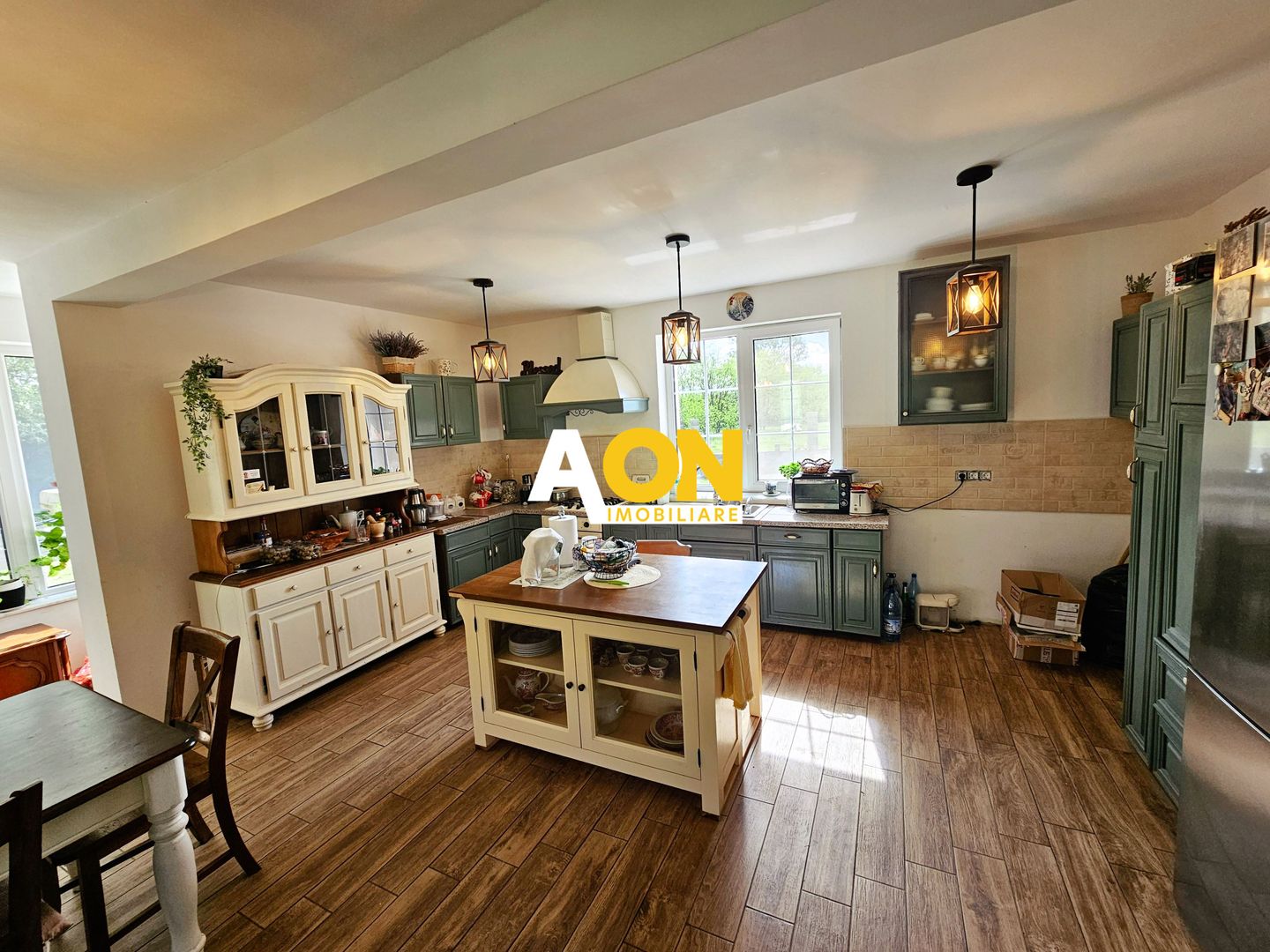 Casa noua, 6 camere, 2763 mp teren, comuna Vintu de Jos - Poză 5