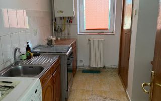 De inchiriat apartament cu 2 camere, zona Bucovina. - Poză 5