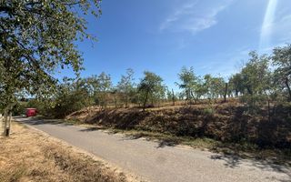 ! LISTARE NOUA !De vanzare Teren Cu  Priveliste Superba si Utilitatii - Poză 4