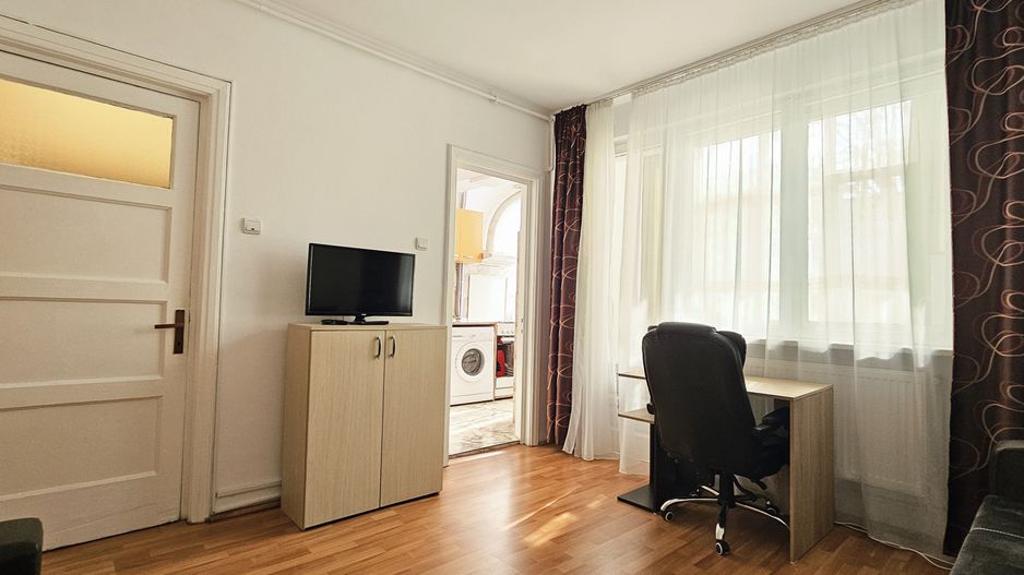 Garsonieră ultracentrală Constanța, etaj 1, mobilată - Poză 5