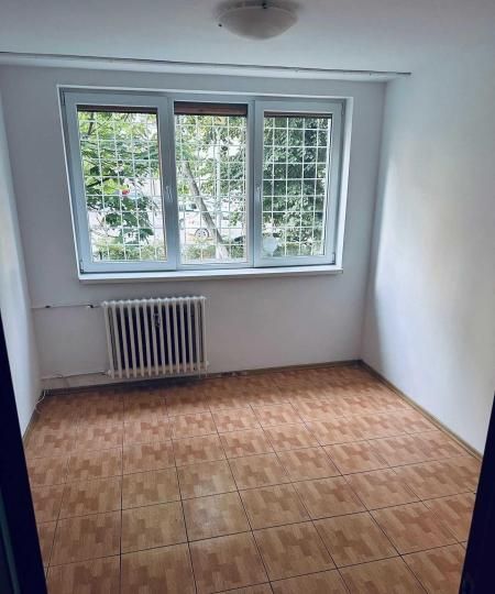 APARTAMENT RENOVAT 4 CAMERE PARTER BLOC REABILITAT APUSULUI - Poză 5
