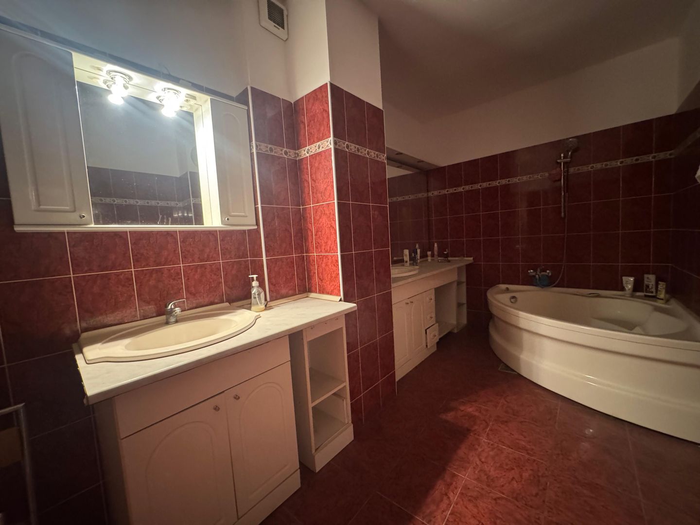 VILĂ CU POTENȚIAL MULTIPLU| CALEA DOROBANȚI - Poză 16