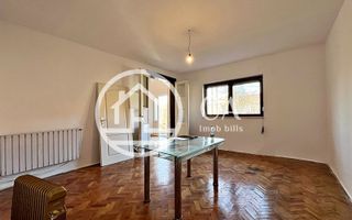 Apartament de vânzare la curte comună în zona Ultracentrală, Oradea - Poză 1