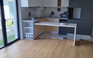 Vand apartament 3 camere si curte 98 mp, Branduselor - Poză 1