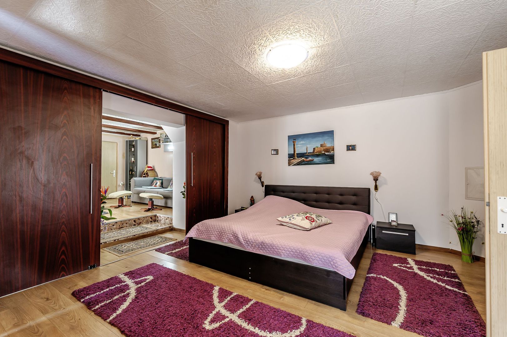 Proprietate vândută Casă spațioasă cu teren generos in Ghioroc - Poză 4