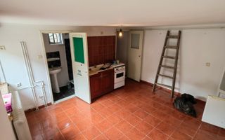 Casă cu 4 camere si teren zona Ciucului 120 m² - Poză 6