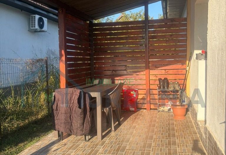 Casă mobilată și utilată în Holboca, parter, 3 camere, 70 mp utili - Poză 1