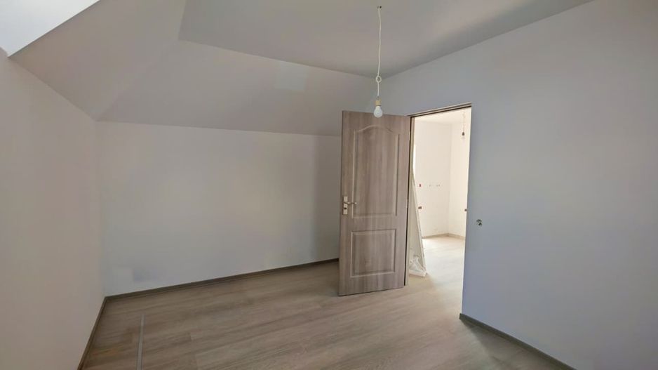 Studio cu vedere panoramică asupra Brașovului - Poză 4