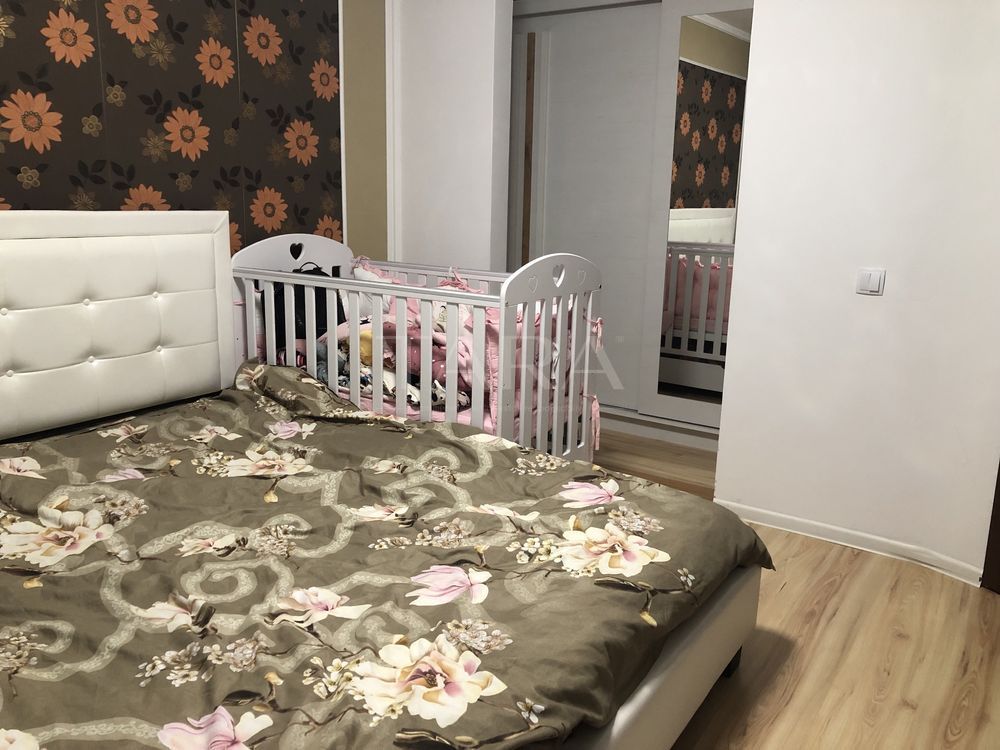 Vand apartament 2 camere zona Urusagului - Poză 7