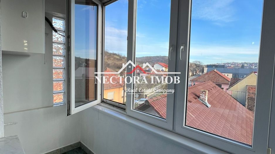 NECTORA IMOB-Apartament 3 camere, 2 bai, 75 mp, Etaj 2, Str. L.Pasteur - Poză 12