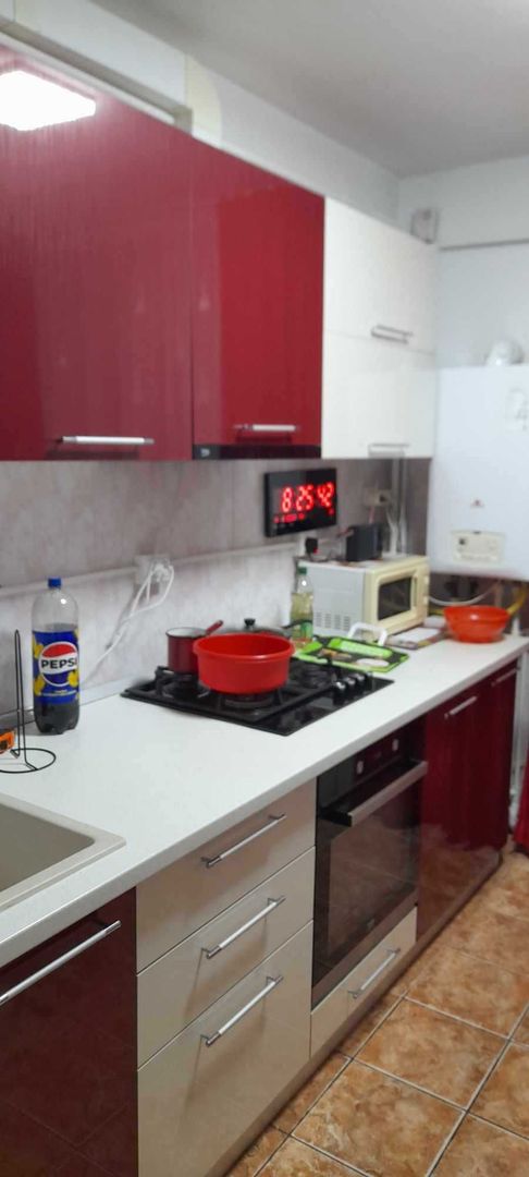 Apartament 2 camere, decomandat, etaj 8, Micro 21 - Poză 5