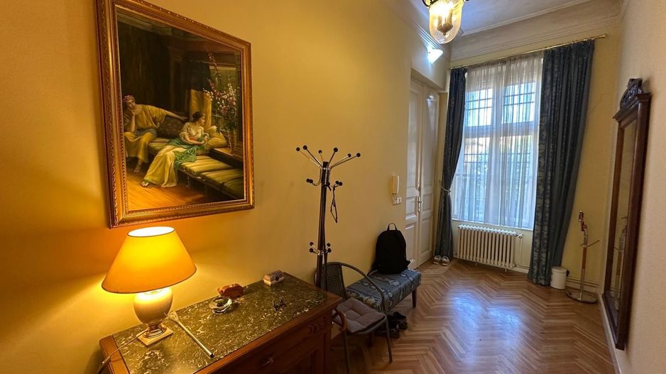 APARTAMENT DEOSEBIT IN ZONA CENTRALA - Poză 38