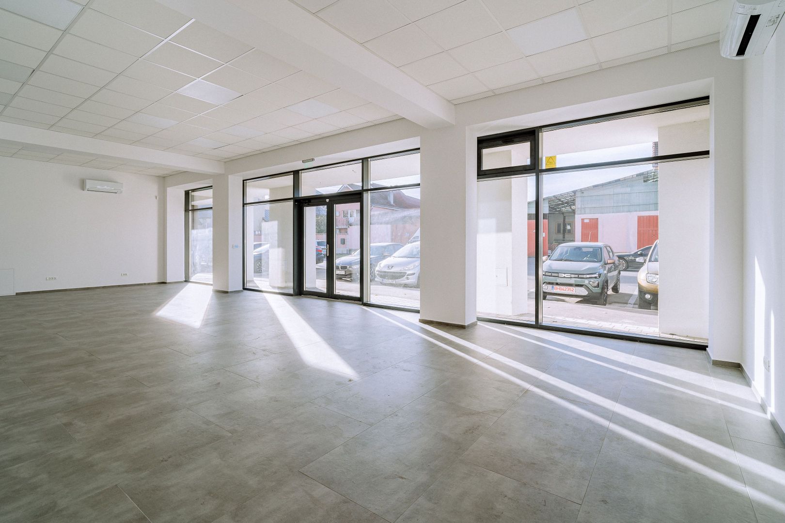 Spațiu comercial, 70 mp, Calea Clujului. 750 E+TVA/luna. Comision 0 - Poză 11