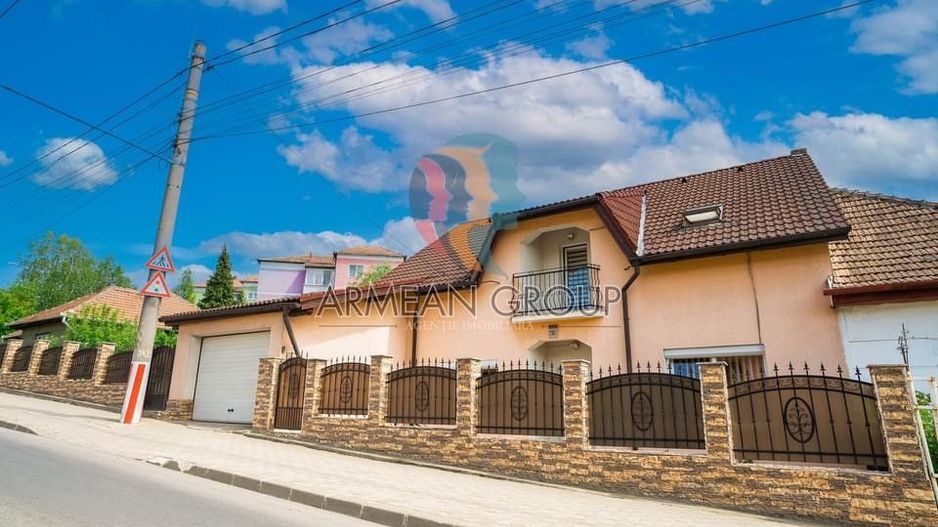 Casa mare de 5 camere - Poză 2