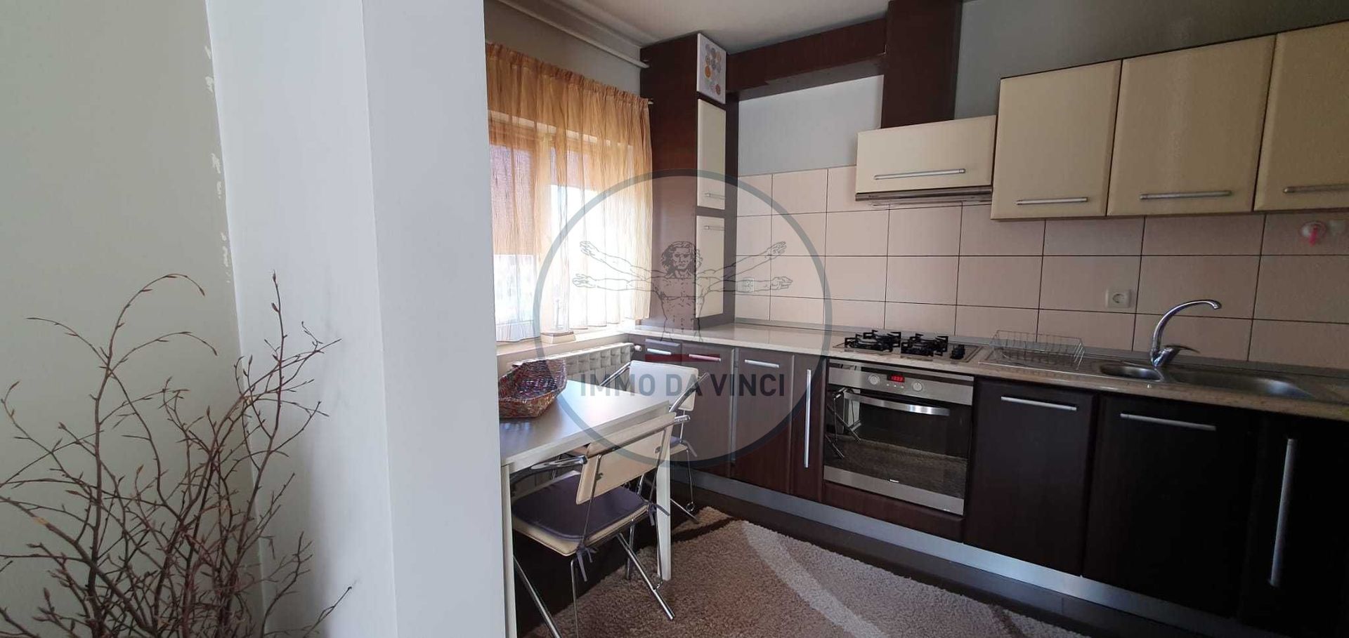 PF inchiriez in Europa apt. 2 camere, 55 mp, loc parcare, 550 euro - Poză 6