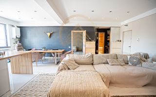 Apartament 3 camere Palazu Mare – 121 mp cu vedere la lac si parcare - Poză 2