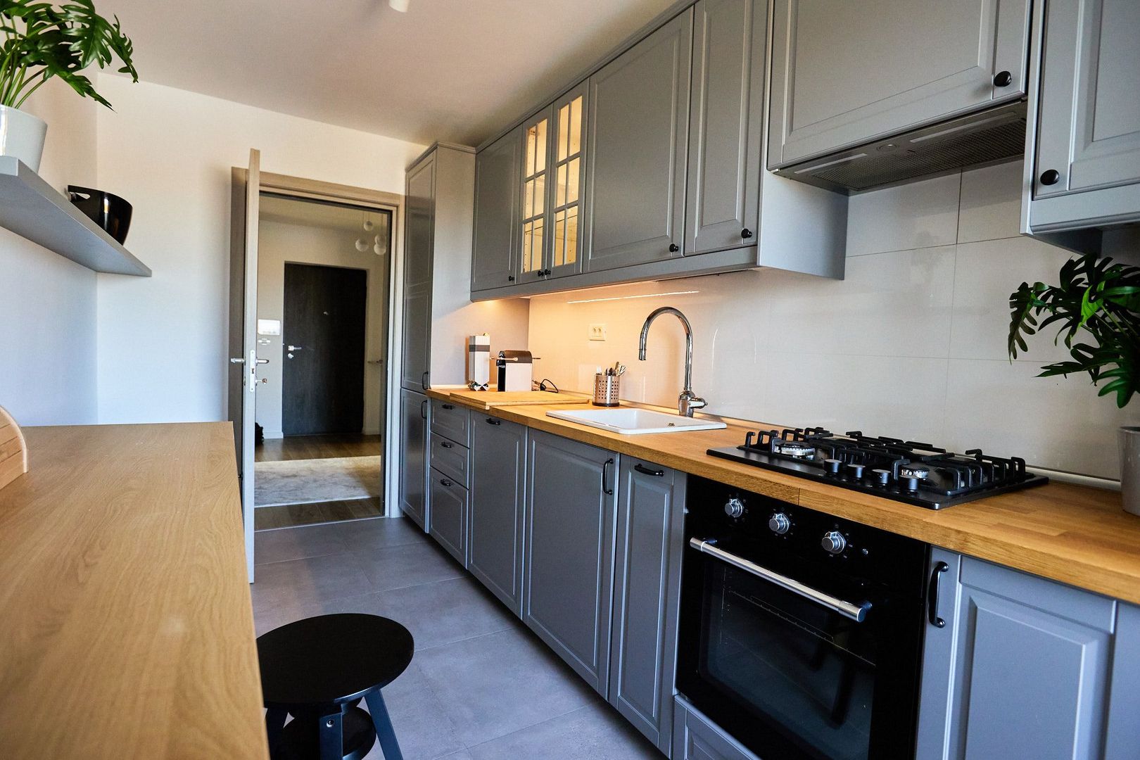 APARTAMENT 3 CAMERE I ZONA CASA PRESEI I OPORTUNITATE INVESTITIE - Poză 3