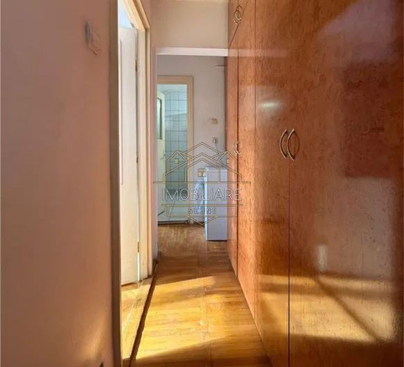 Apartament semidecomandat de închiriat cu 3 camere în Mănăștur - Poză 6