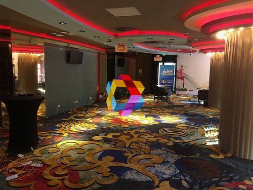 Spatiu Central cu vad pietonal și auto -350 mp #plus-imo.ro - Poză 1