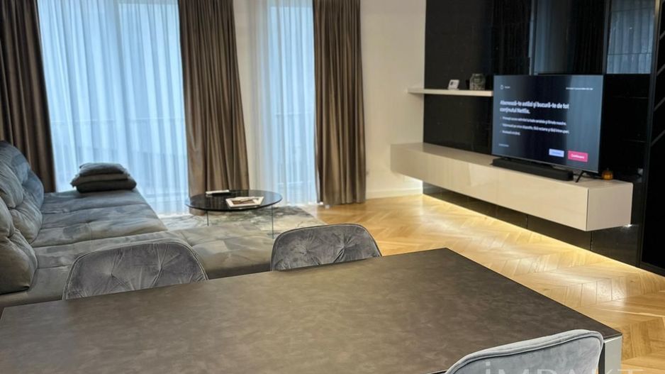 De inchiriat apartament 2 camere, central - LUX, zona The office - Poză 3