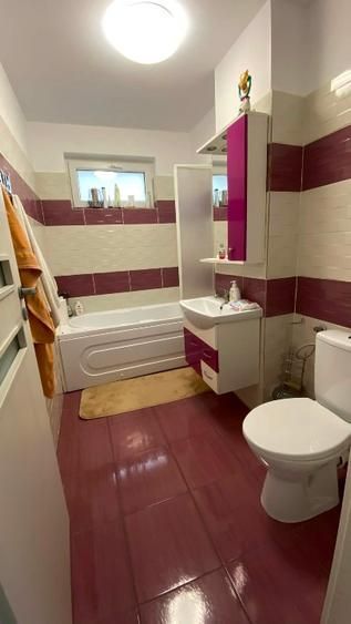 Casa mobilata cu curte de inchiriat - Poză 12