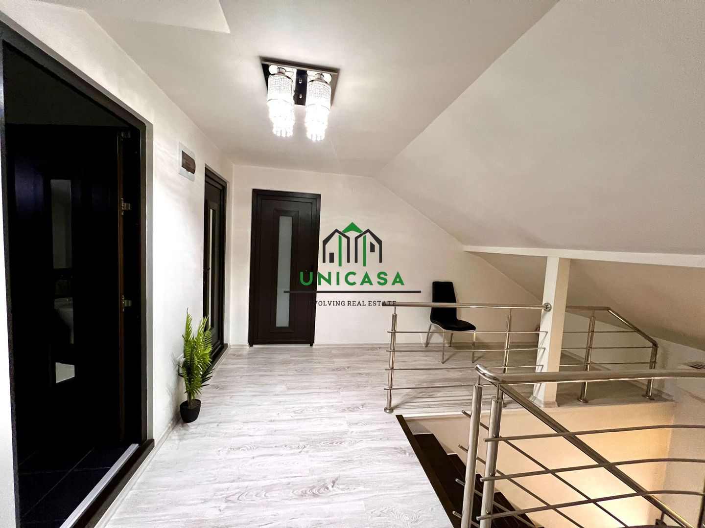 Casa moderna/4 Cam/ Rm valcea - Poză 14