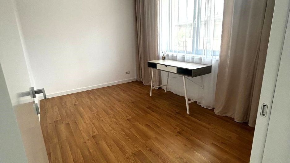 Casă de închiriat | 5 camere | Curte de 400 mp | Corbeanca - Poză 6