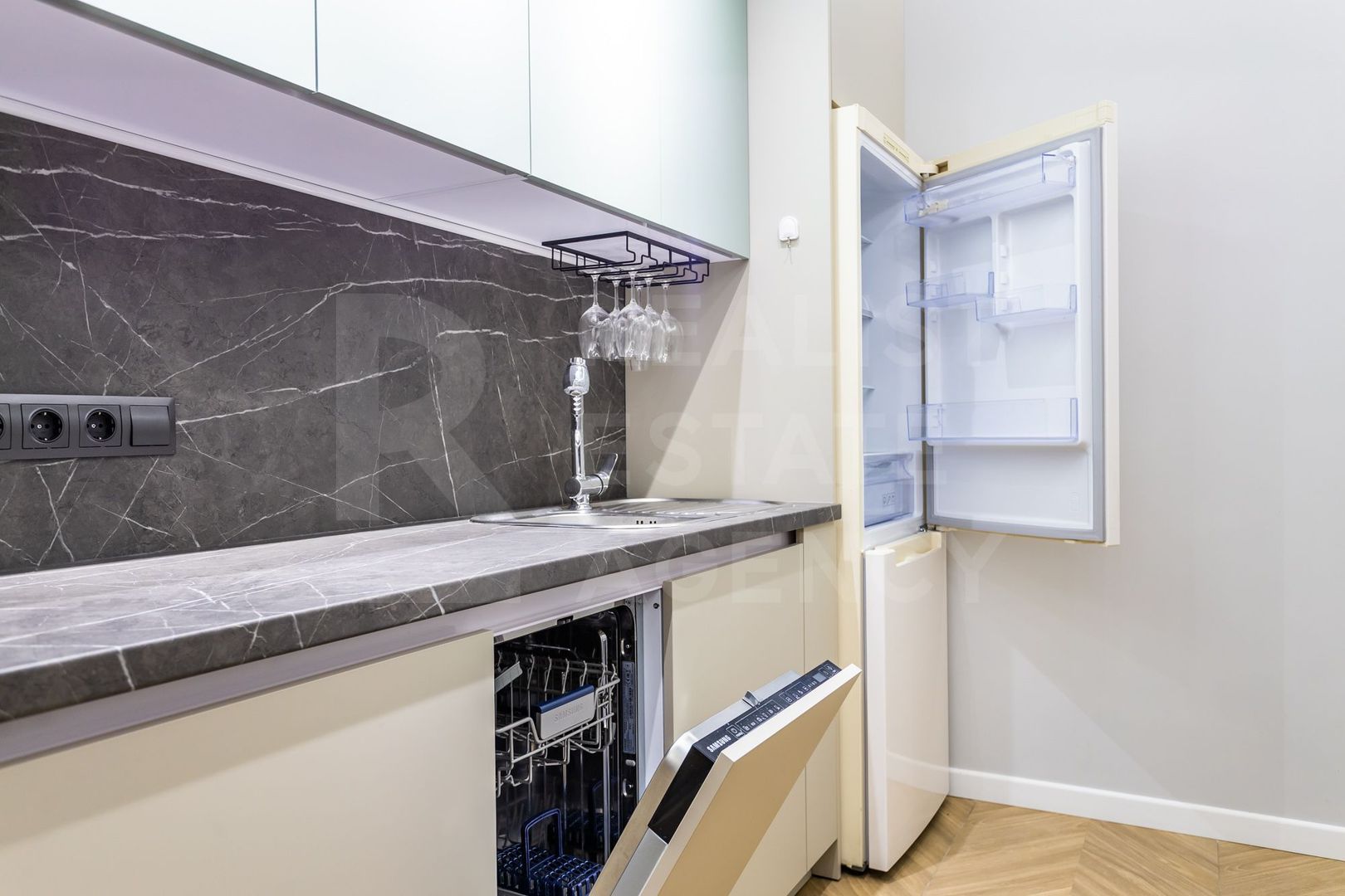 Vânzare, apartament, 2 camere, bd. Mircea Cel Bătrân, Ciocana - Poză 3