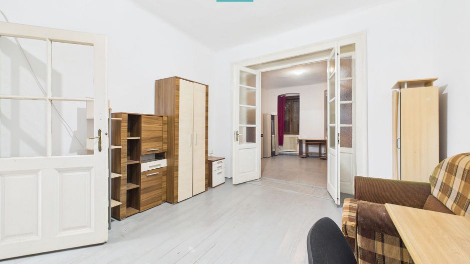 Casă 2 camere + anexe, teren 234 mp. - Poză 9