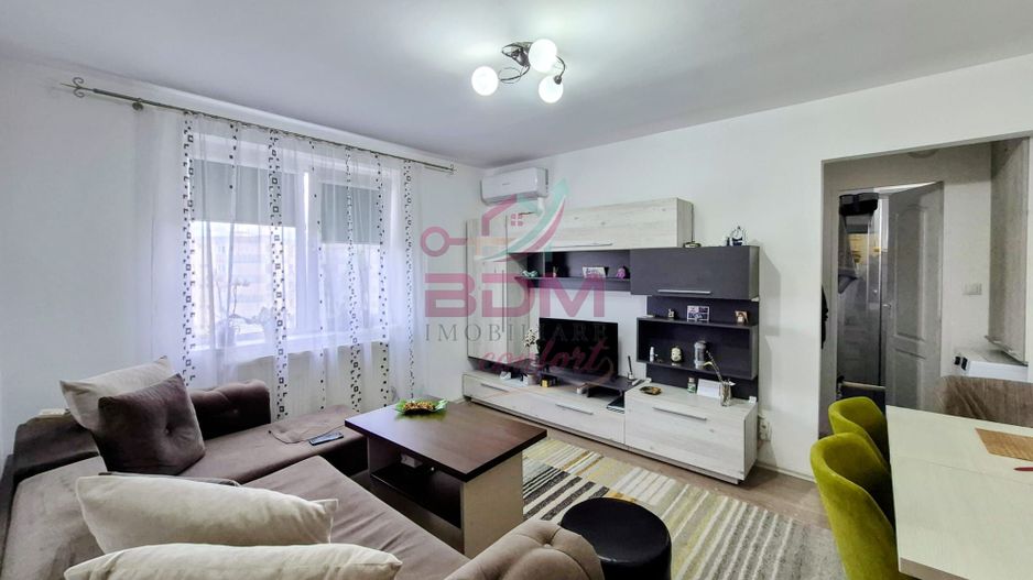 COMISION 0 | Apartament 2 camere | etaj intermediar | zona Micro 1 - Poză 1