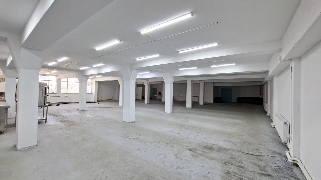 Inchiriere Spatiu comercial 600 mp Bascov-Centru cu parcare - Poză 2
