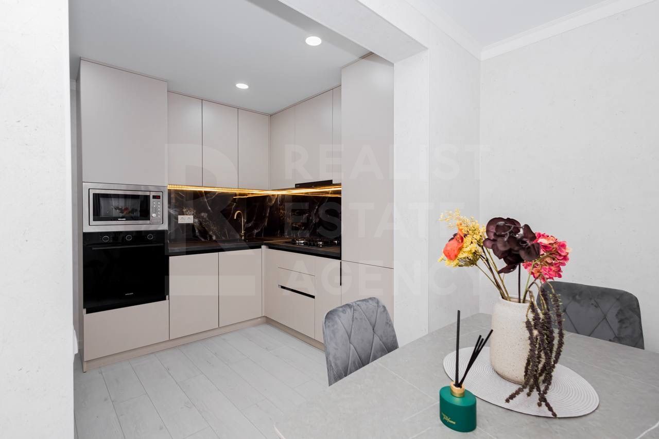 Vânzare, apartament, 3 camere, bulevardul Cuza-Voda, Botanica - Poză 2