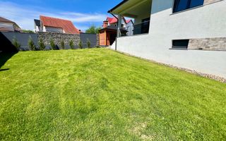 Casă Individuală cu garaj dublu de Vânzare în Șelimbăr, zona Lidl - Poză 8