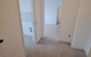 Vanzare apartament 2 camere - Poză 1