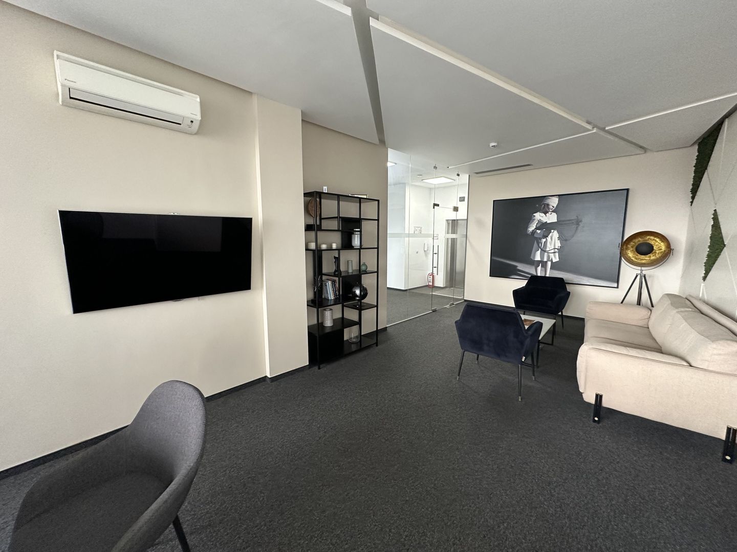 Spațiu  inchiriat   birouri   316 mp - Poză 1