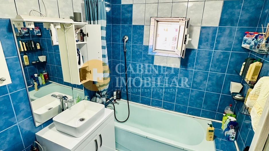 Nicolina 1 - Apartament cu 3 Camere Decomandat - Bloc 1981 - Poză 10