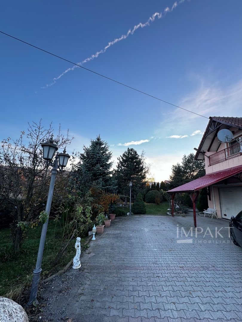 Casa individuala cu 5 camere si gradina in Colonia Sopor - Poză 19