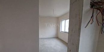 Casa tip duplex, 4 camere, Floresti - Poză 2