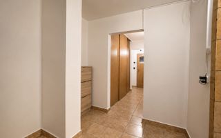 Decomandat -3 Camere - Grădină – 9 Mai - 61 Mp Utili - An 1990 -Parter - Poză 5