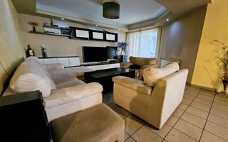 Vilă spațioasă, central, ideală pentru activități comerciale/birouri - Poză 3