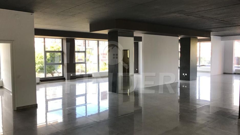 Spațiu comercial pretabil diverse activități , autorizat ISU - Poză 1